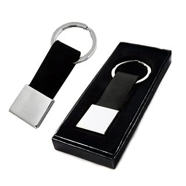 Chaveiro Metal com Detalhe em Couro Sintético