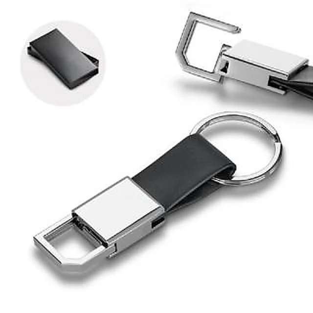Chaveiro Sintético com Detalhe em Metal