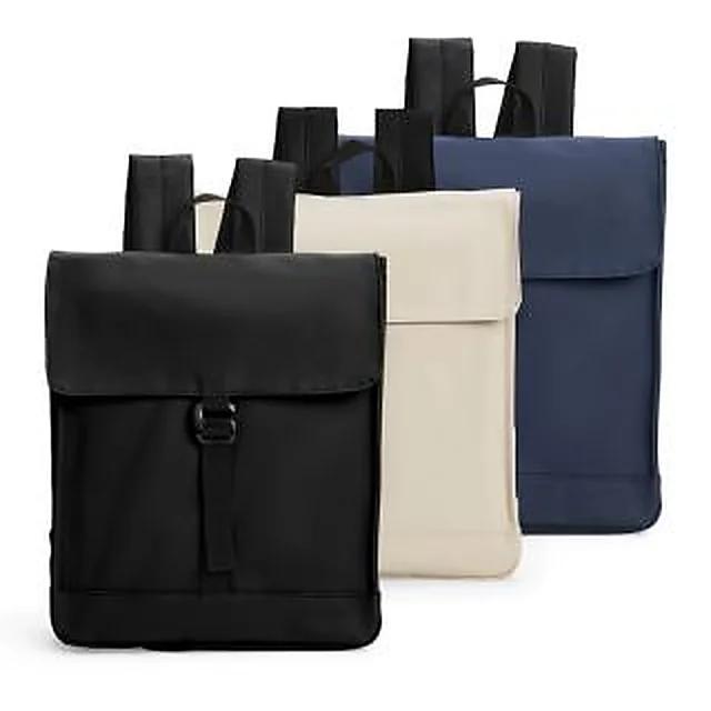 Mochila com Porta Notebook em Couro Sintético